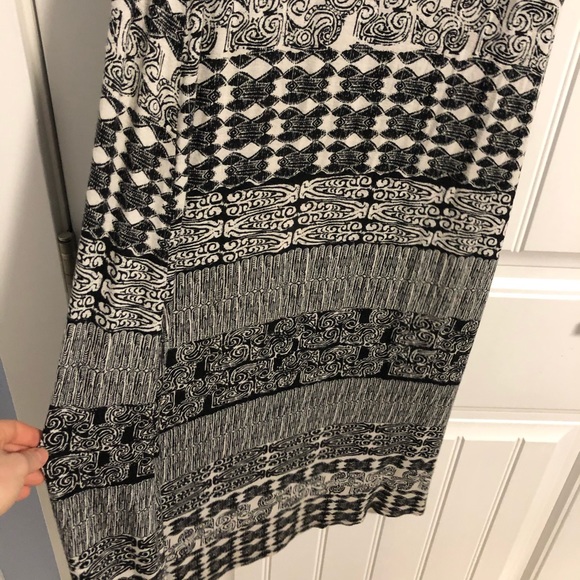 Black and white Maxi Skirt - Picture 3 of 8